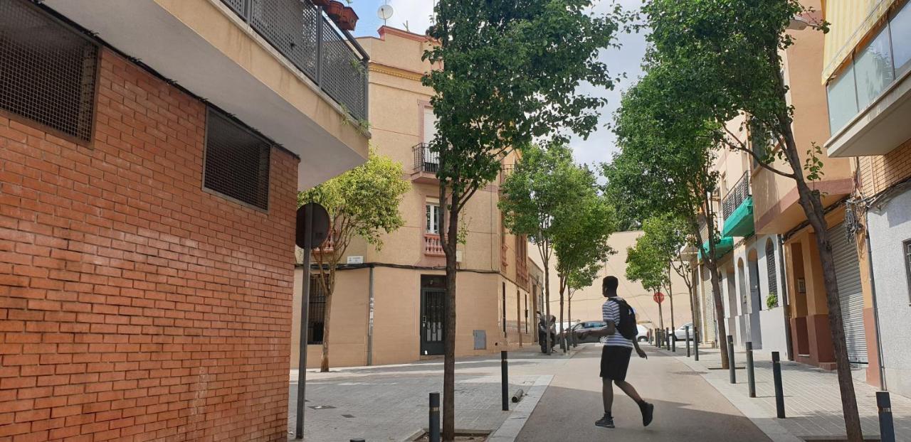Subway Station Apartment Near Camp Nou Οσπιταλέτ ντε Λιοβρεγάτ Εξωτερικό φωτογραφία