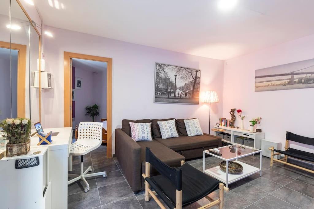 Subway Station Apartment Near Camp Nou Οσπιταλέτ ντε Λιοβρεγάτ Εξωτερικό φωτογραφία
